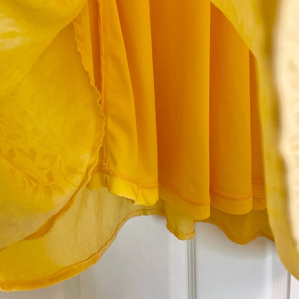 Burst of yellow and flouncy lined dress - Picture 5 of 8